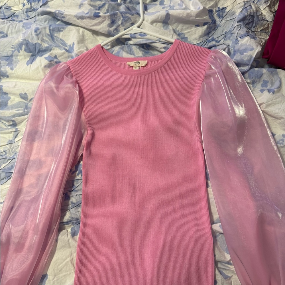 pink puff sleeve top